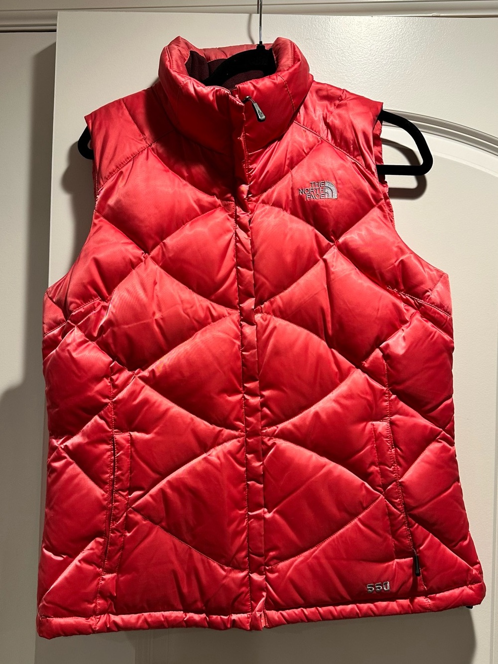The North Face 550 Women’s Vest. Mauve color.